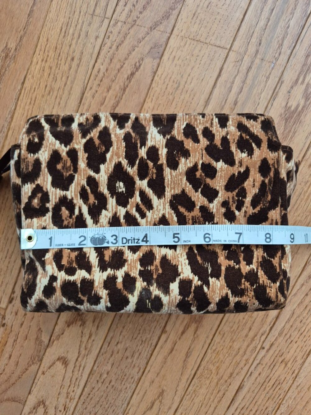 Dolce Gabbana Parfums Leopard Print Cosmetic Makeup Toiletry Bag - Picture 6 of 8